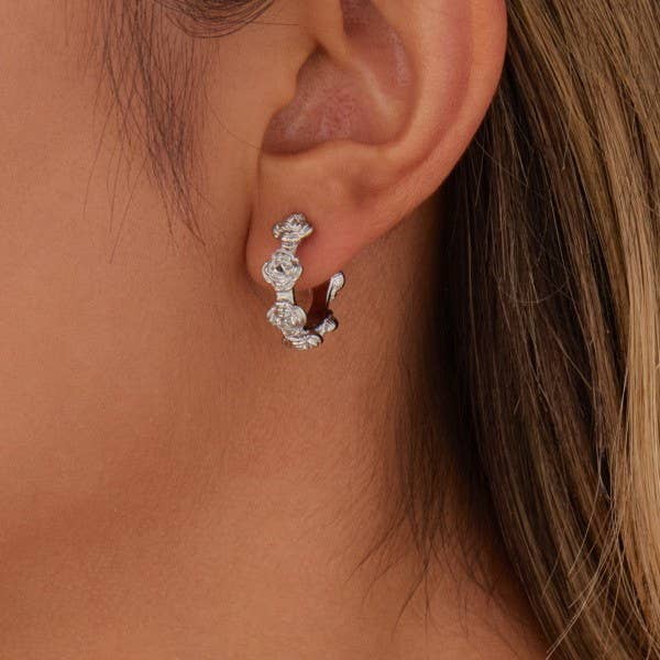 18K STAINLESS STEEL WATERPROOF TARNISH FREE HOOPS | 40E400