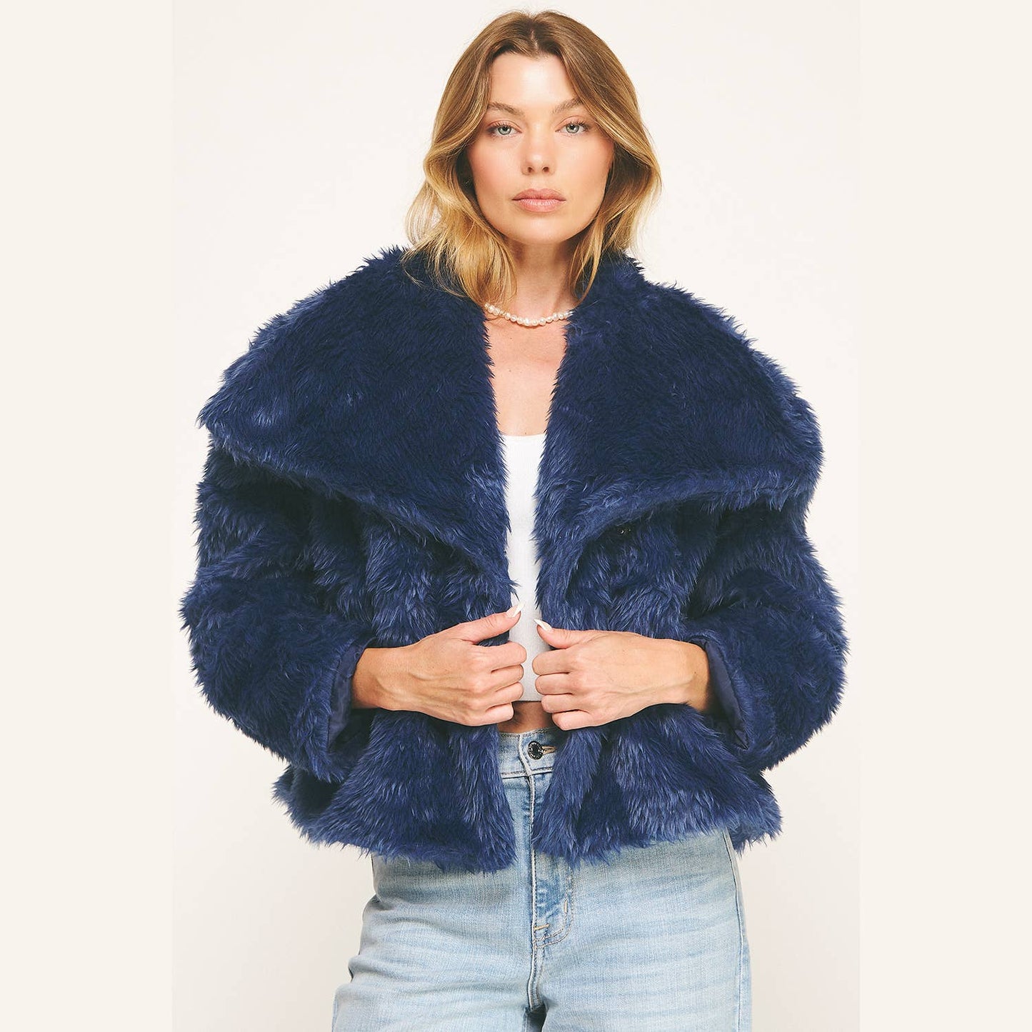 LUXE NAVY FAUX FUR CROPPED JACKET