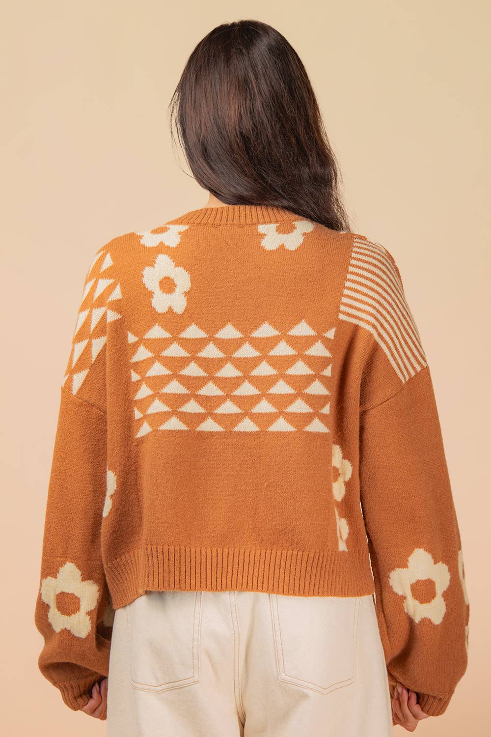 12W3576N-Oversized Balloon Sleeve Graphic Knit Sweater Top