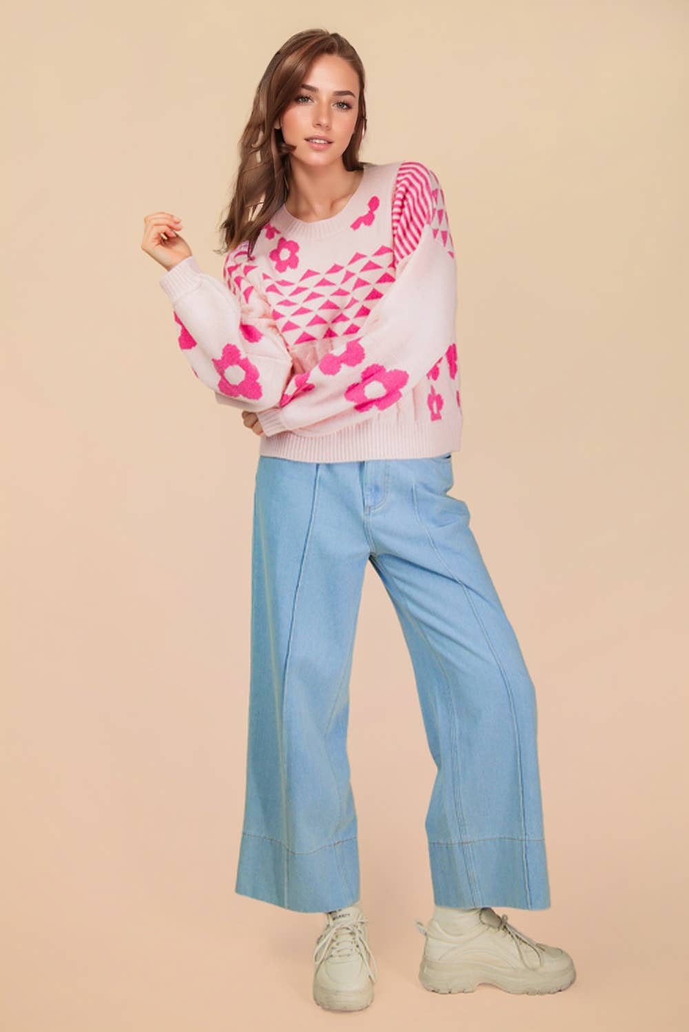 12W3576N-Oversized Balloon Sleeve Graphic Knit Sweater Top