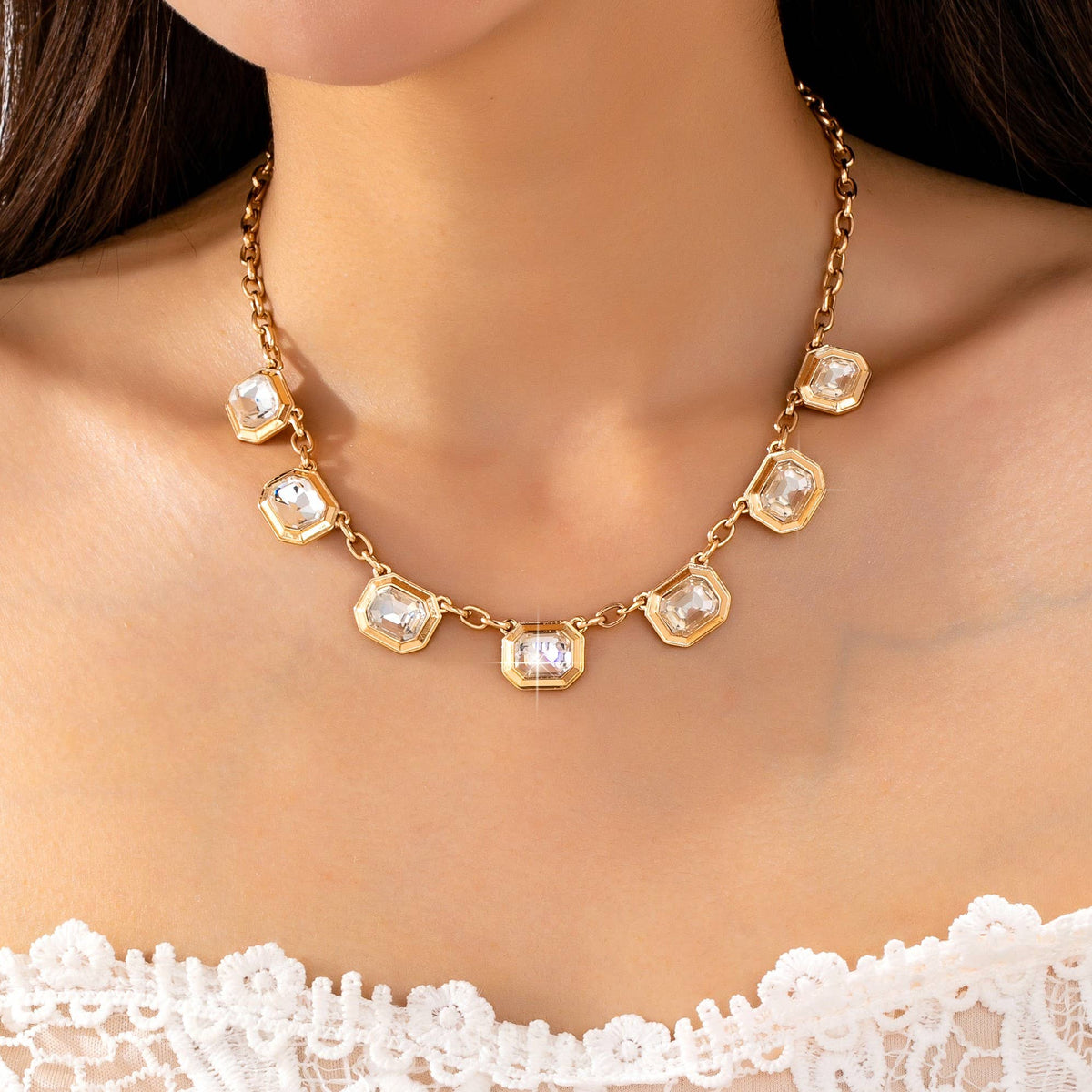 Emerald-Cut Crystal Statement Drop Necklace | 80N93252