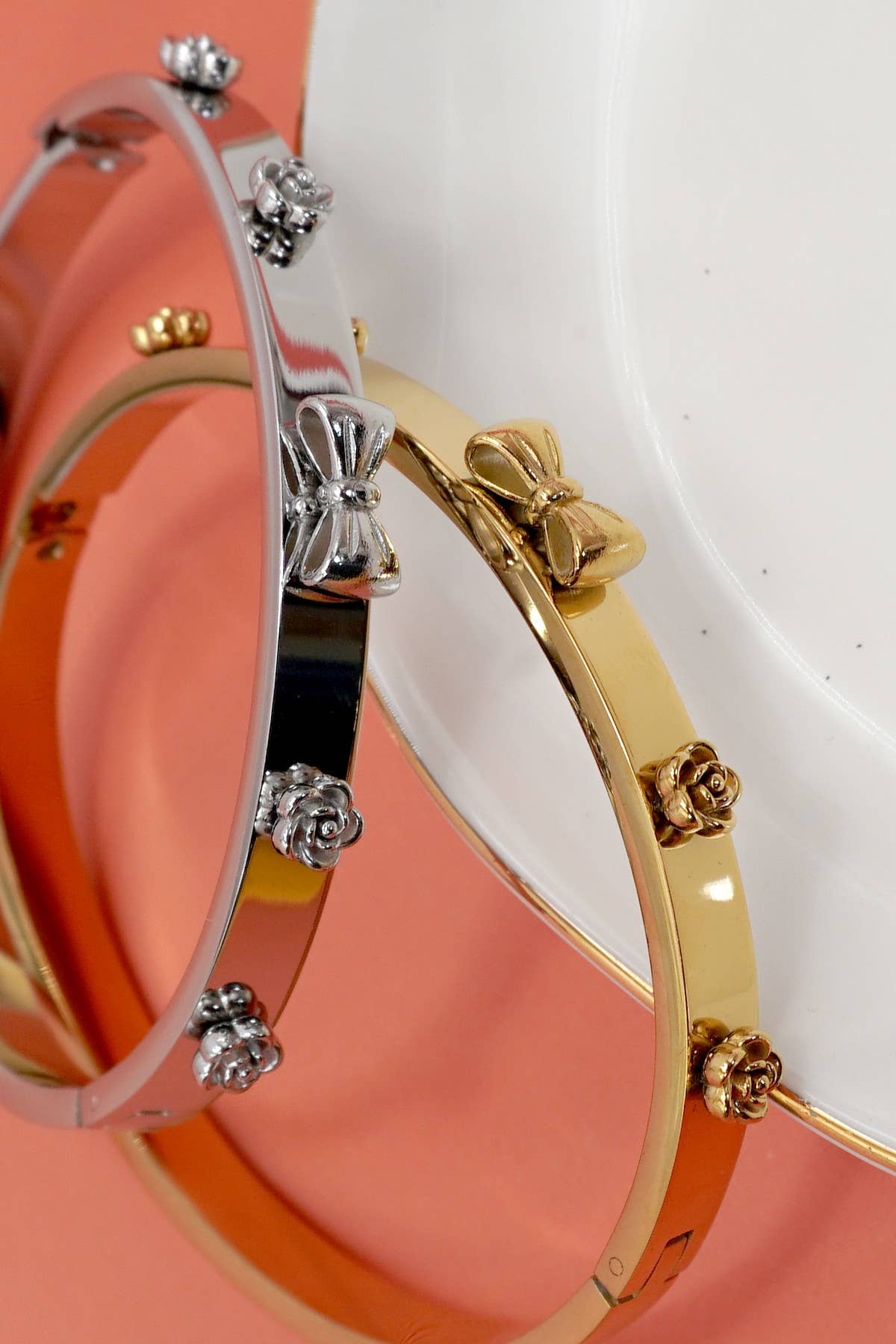 18K NON-TARNISH WATERPROOF STAINLESS STEEL BANGLE | 40B5172