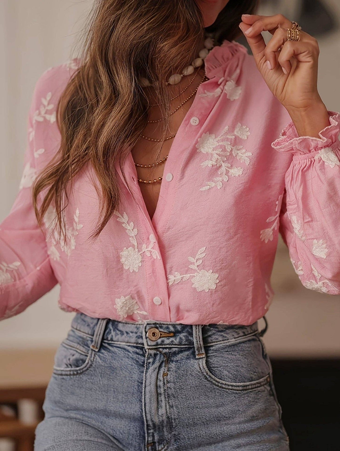 Women's long-sleeved embroidered V-neck shirt